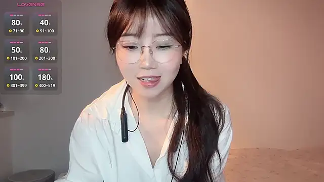 77-Vicky webcam