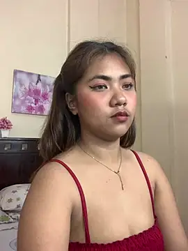 YaraSmith live cam preview