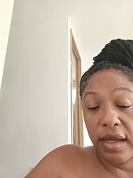 jazmin43 live cam on StripChat