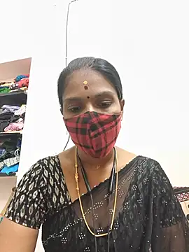 Tamil_Yalini12