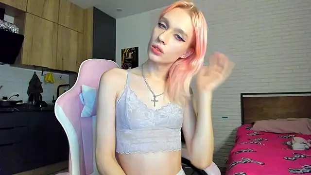 _Alice_Kitty live cam on StripChat