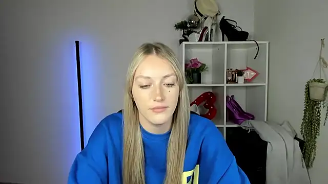 EvelynBlond