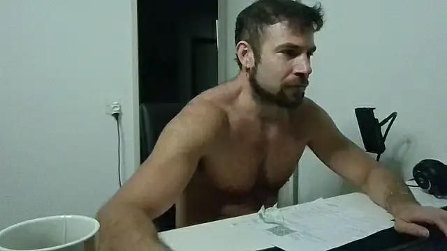 alpha-hunk on Stripchat