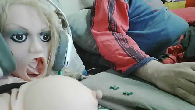 messi_syssy live cam on StripChat