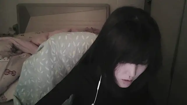 rinaloaz live cam on StripChat