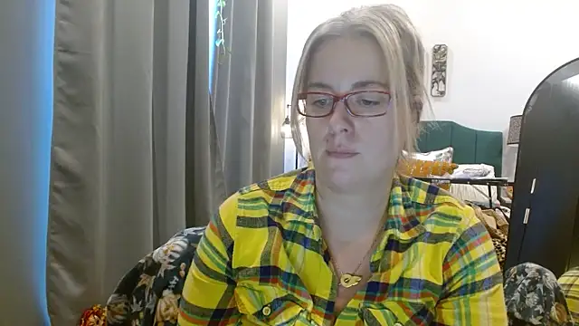 HazelSkyesChat
