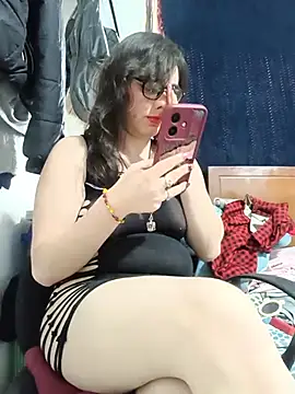 babyelena_ live cam on StripChat