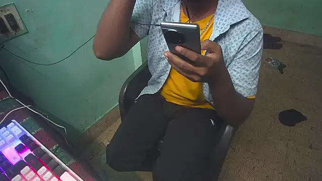 tamil_kdd (M young) - new mobile