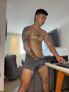 Christopher_strongg