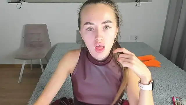 MiaMoll77 live cam on StripChat