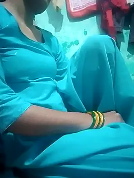 POOJASEXBHABHI live cam on StripChat