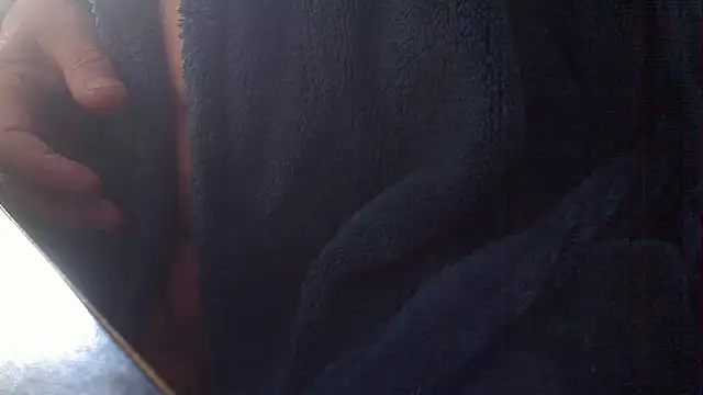 LickYourYoni live cam on StripChat