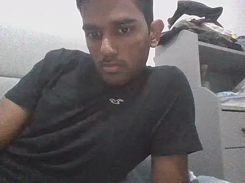 Rgun123 live cam on StripChat