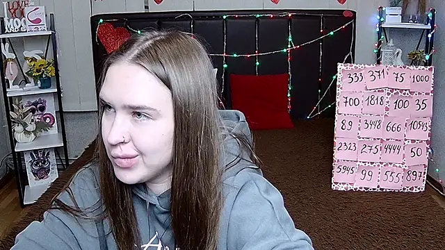 LauraHlot