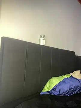 hotwife26 live cam on StripChat