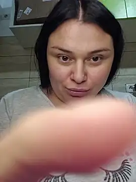 6Alicee69