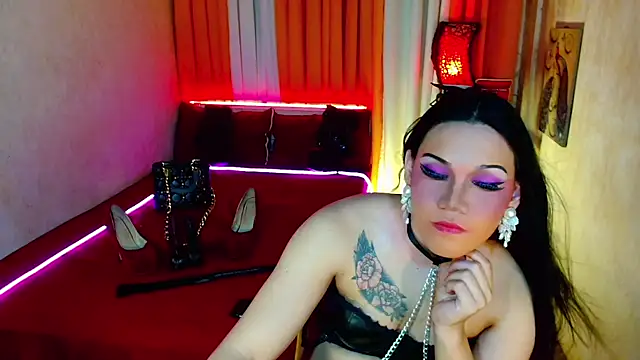 AsianLuna