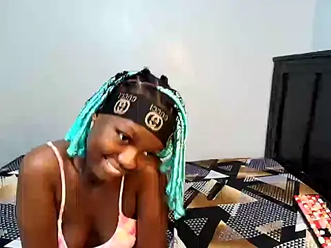 Yolanda_Blue webcam