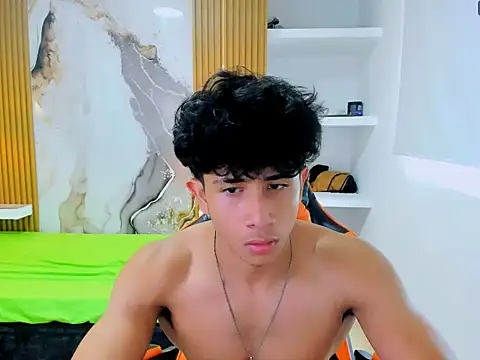 TRISTAN_HER