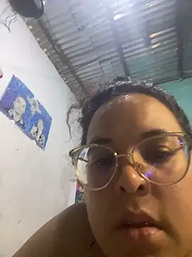 michell_coquett live cam on StripChat
