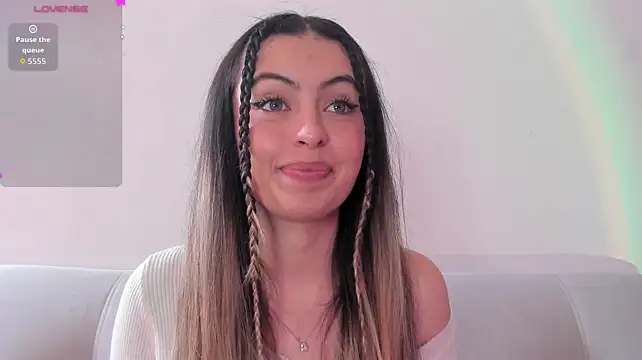 Fernanda_aaaa live cam on StripChat