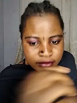 JuicyHoney_01 live cam on StripChat