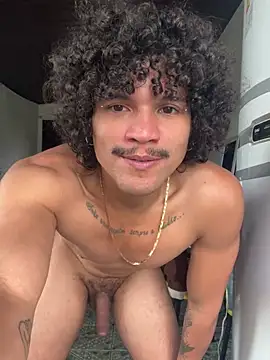 Myke_gon live cam on StripChat
