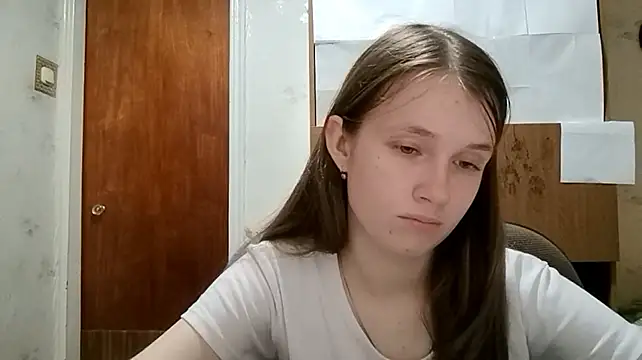 CecilleSollors live sex cam