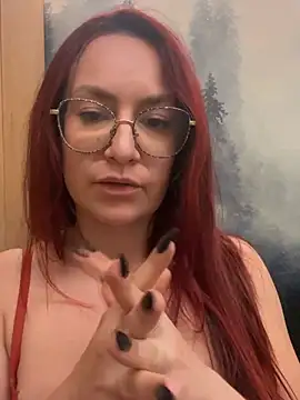ladoucedu34 live cam on StripChat