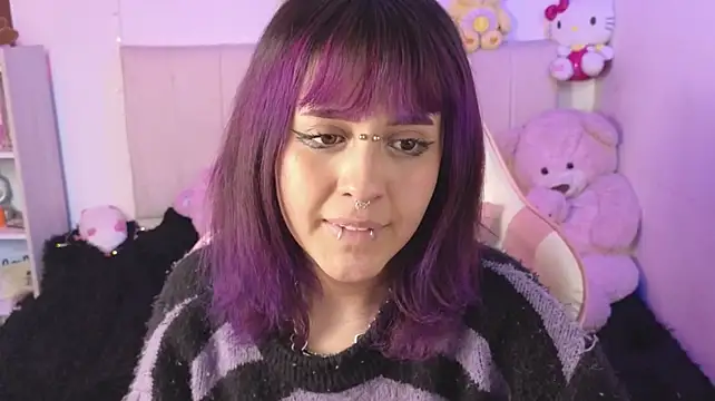 NekoWaifu live cam on StripChat