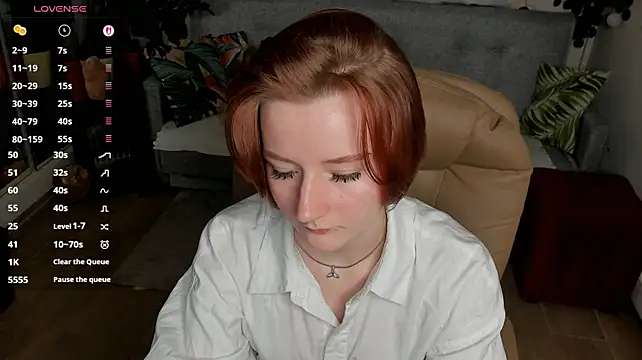 LallyLally_ live cam on StripChat