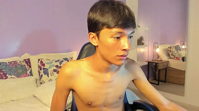alan_madisson (M twink) - Spanks naked