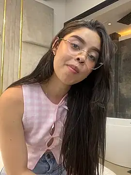 CristalLxr live cam on StripChat