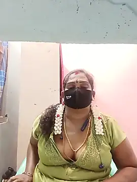 Tamil_revarhi721 live cam on StripChat