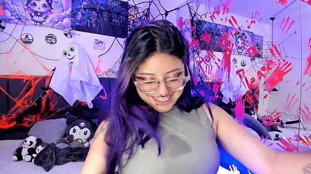 SabrinaV_ live cam on StripChat