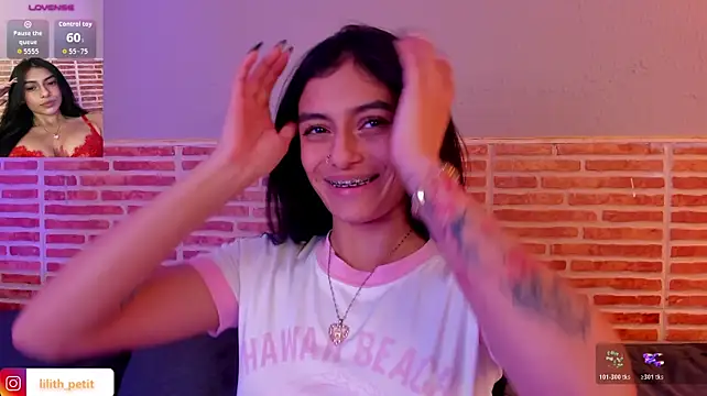 lilith_petit_ live cam on StripChat