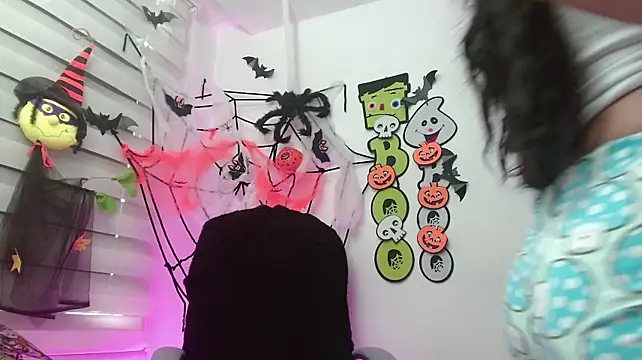 keli_milk live cam on StripChat