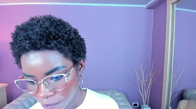 amber-hill live cam on StripChat