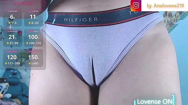 ana_studio live cam on StripChat