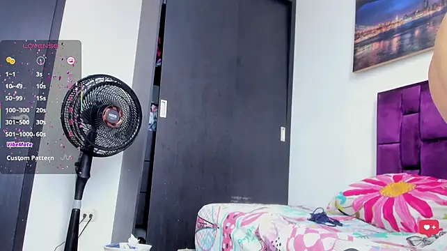 Alicia_Whitee live cam preview