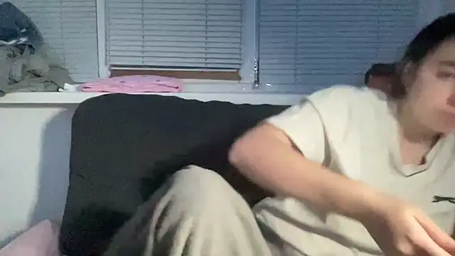 Aphr0ditee live cam on StripChat