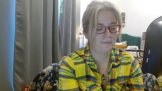 HazelSkyesChat