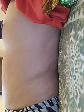 Hot_ishu1