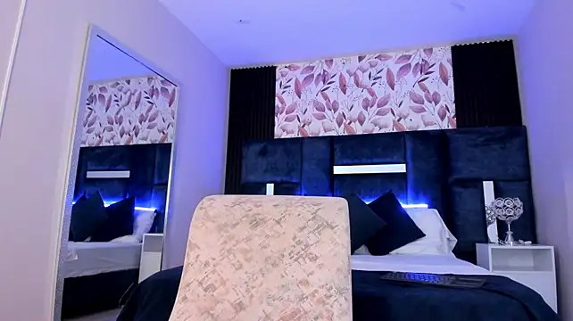 PerlaRogerss_ webcam
