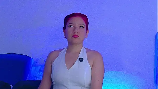 Evaa_02 live cam on StripChat