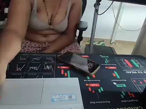 kannada_Hotlady live cam on StripChat
