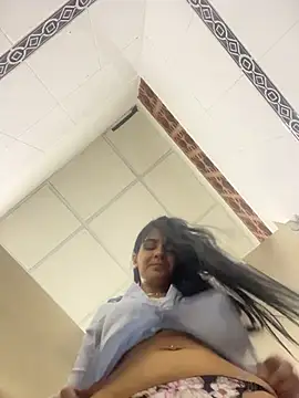 LuxeBrunetteXXX