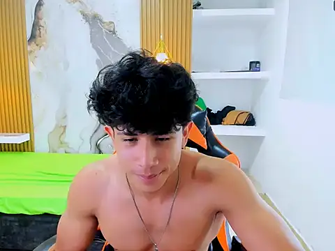 TRISTAN_HER