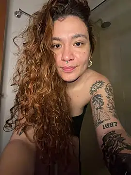 Eloiisa live cam on StripChat