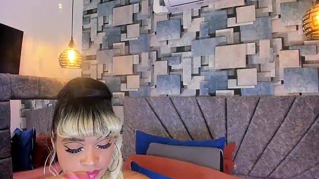 angel_dthroatt live cam on StripChat